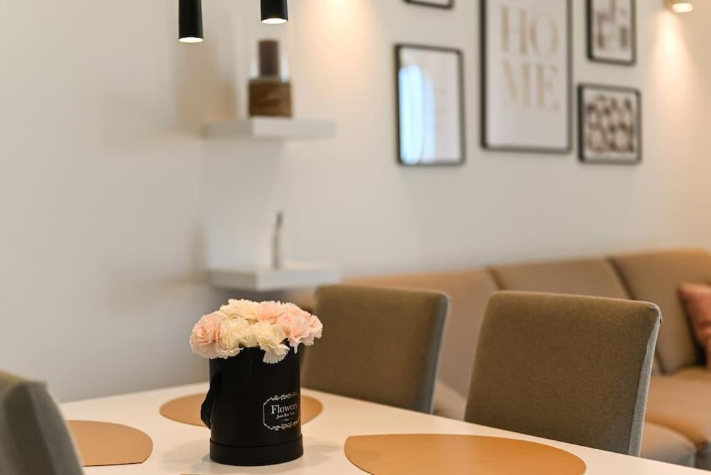 Apartment Dajana Feeling Of Home Τρογκίρ Εξωτερικό φωτογραφία