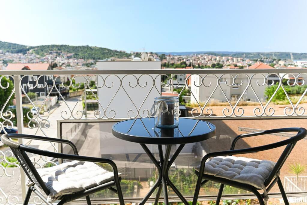Apartment Dajana Feeling Of Home Τρογκίρ Εξωτερικό φωτογραφία