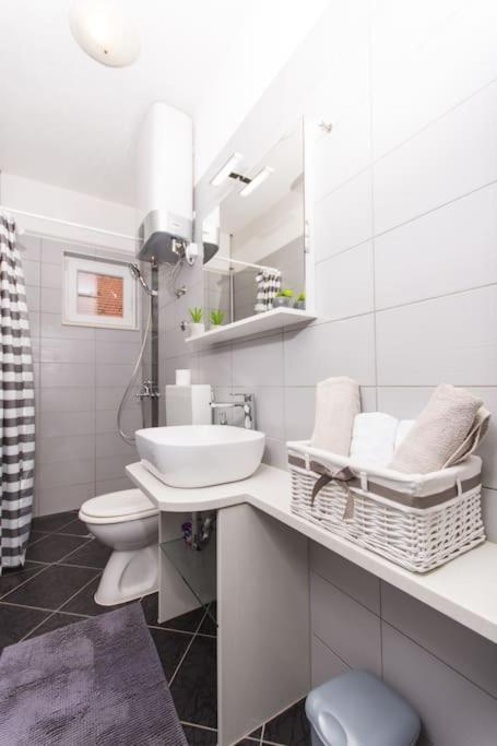 Apartment Dajana Feeling Of Home Τρογκίρ Εξωτερικό φωτογραφία