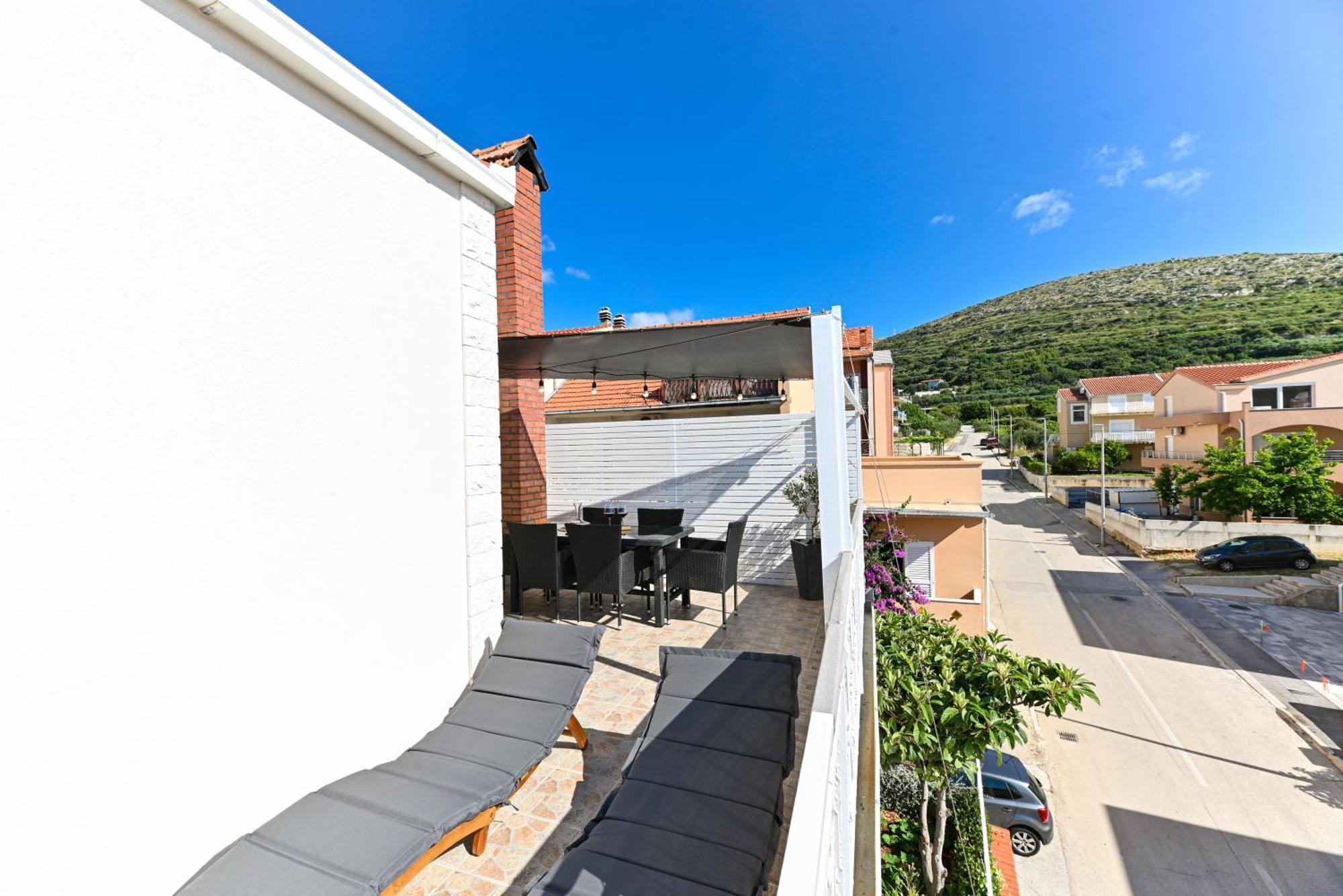 Apartment Dajana Feeling Of Home Τρογκίρ Εξωτερικό φωτογραφία
