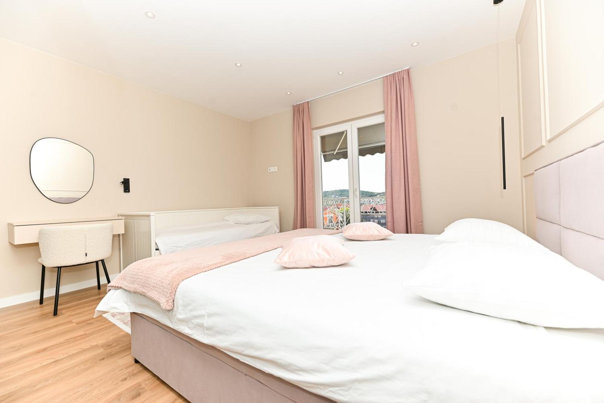 Apartment Dajana Feeling Of Home Τρογκίρ Εξωτερικό φωτογραφία