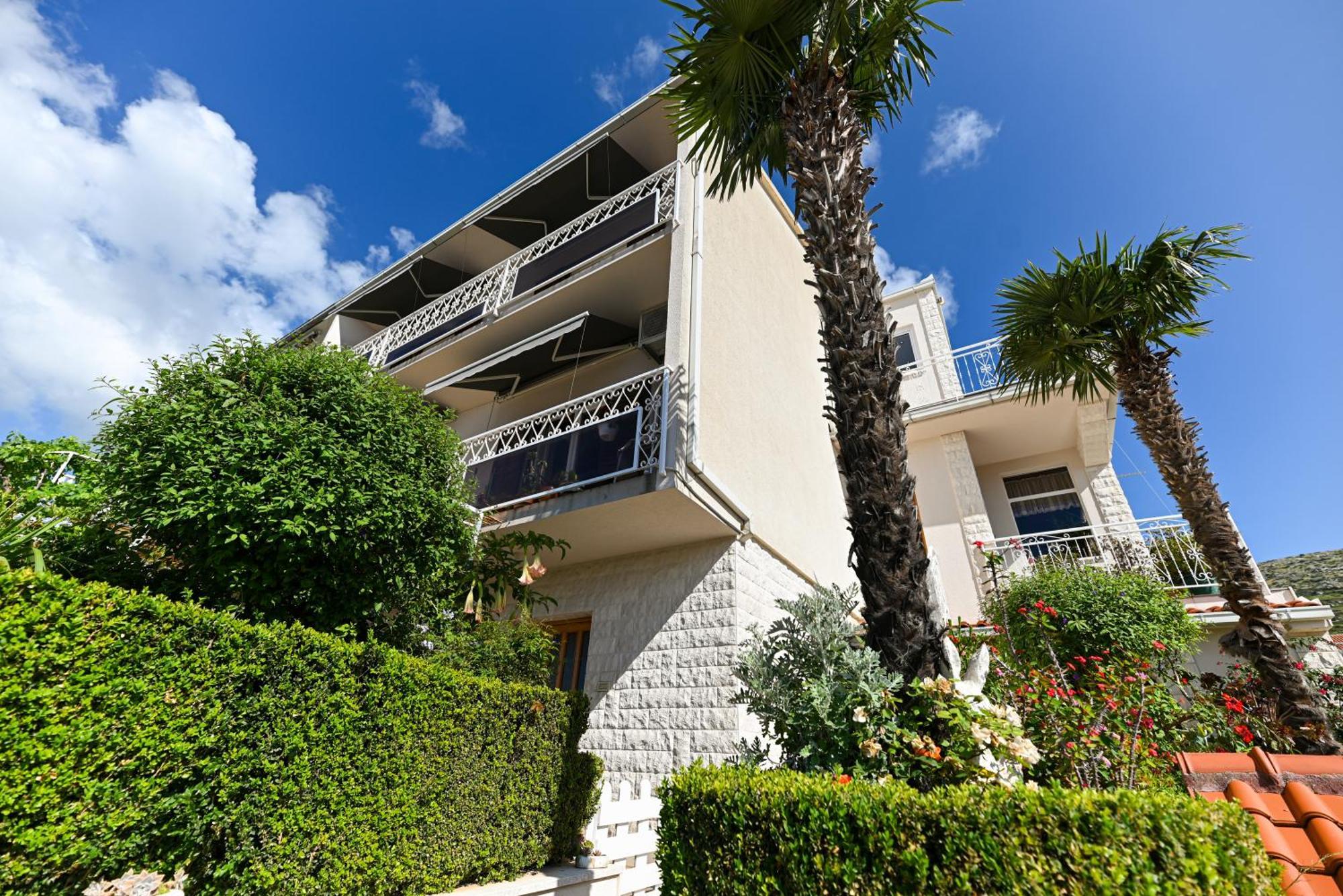 Apartment Dajana Feeling Of Home Τρογκίρ Εξωτερικό φωτογραφία
