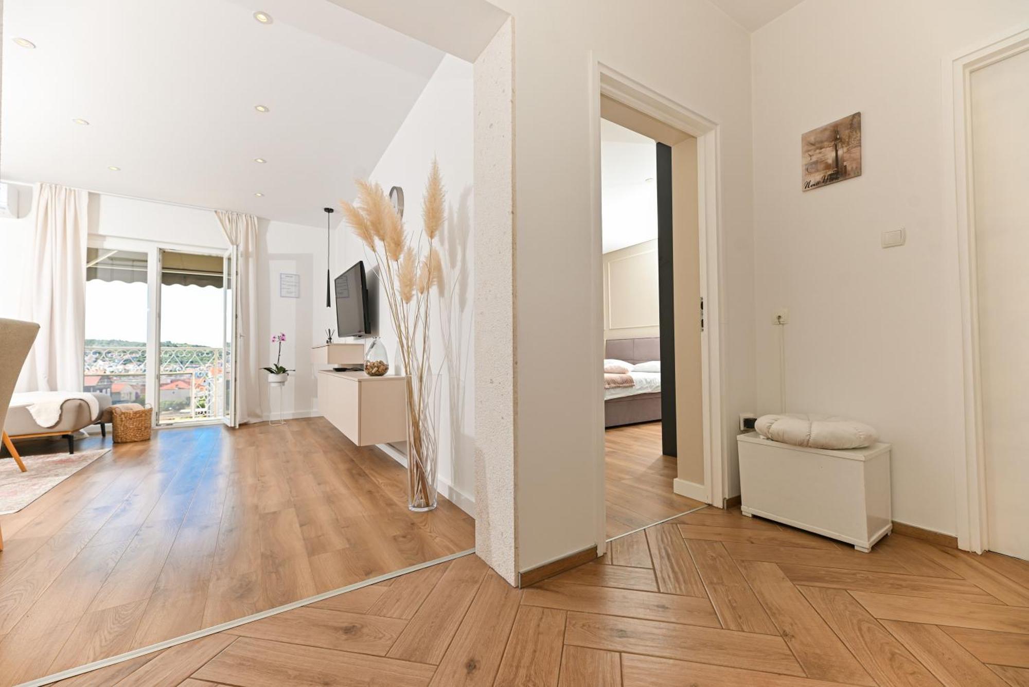 Apartment Dajana Feeling Of Home Τρογκίρ Εξωτερικό φωτογραφία