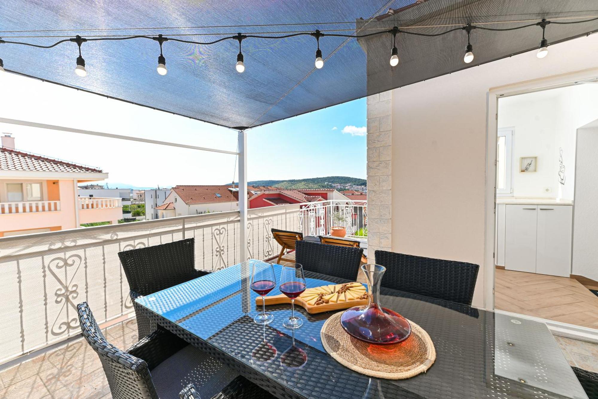 Apartment Dajana Feeling Of Home Τρογκίρ Εξωτερικό φωτογραφία